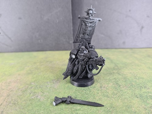 Space marine captain assault - space,