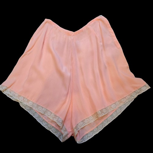Beautiful orig vintage - beautiful,