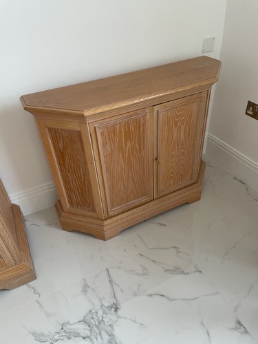 Wade corinthian solid oak - wade,