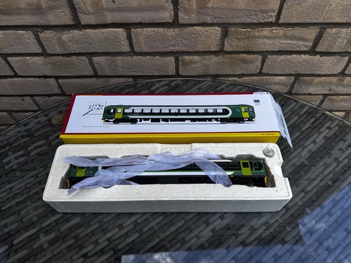 Hornby class 153 - class, dmu