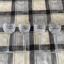 Set of 4 crystal wine glasses