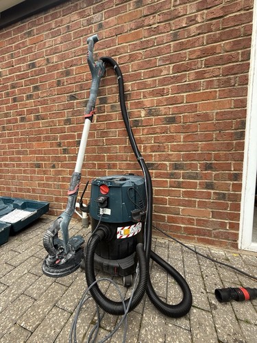 Sanding machine for - sanding,