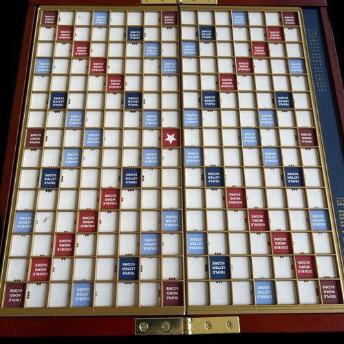 Travel scrabble deluxe comlete - scrabble,
