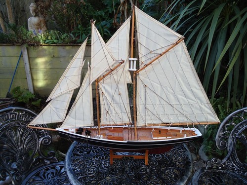 Model yacht bluenose - model, fishing