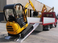 Pair of Aluminium Loading Ramps (1500x300x2700kg) - Digger Ramps, Trailer Ram...