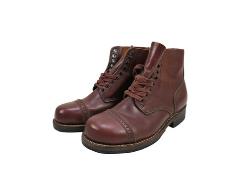 Single pair ww2 service - pair,