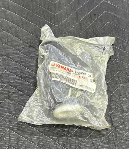 New yamaha genuine grips - new,