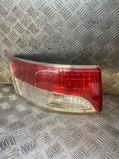 Toyota Avensis 2009-11