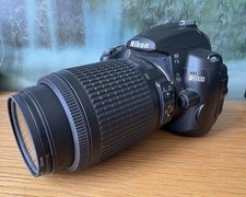 Nikon d5000 DSLR With 55-200