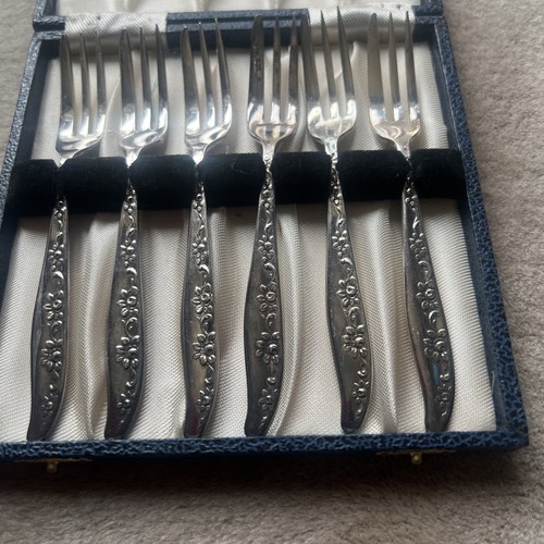 Boxed set six small vintage - boxed,