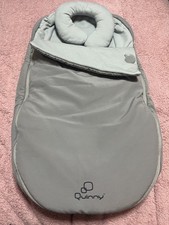 Quinny Moodd cocoon baby nest