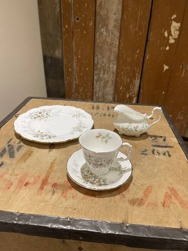 Pcs vintage royal - royal, albert