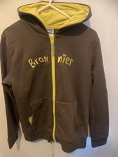 Girl Guiding Brownies Uniform