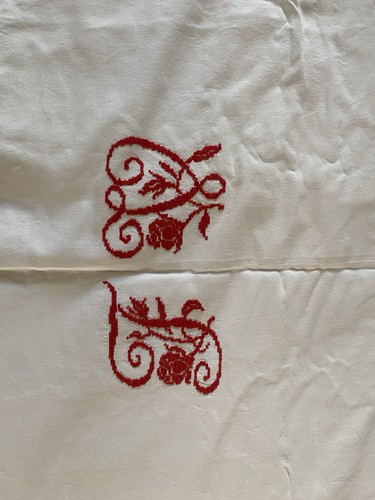 Large vintage white linen - large,