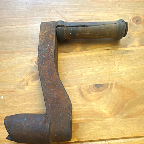 Lister starting handle - starting,