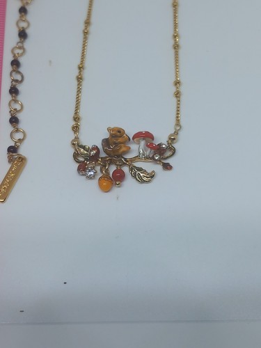 Les nereides squirrel necklace - les,