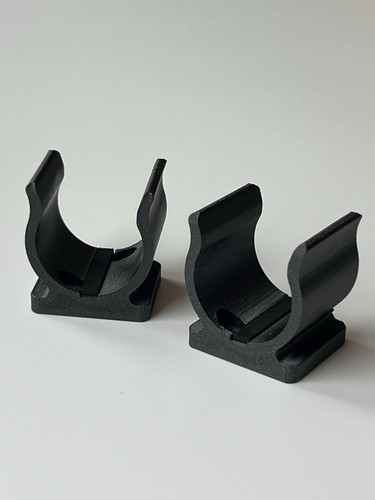 Maglite cell mounting - d, clips