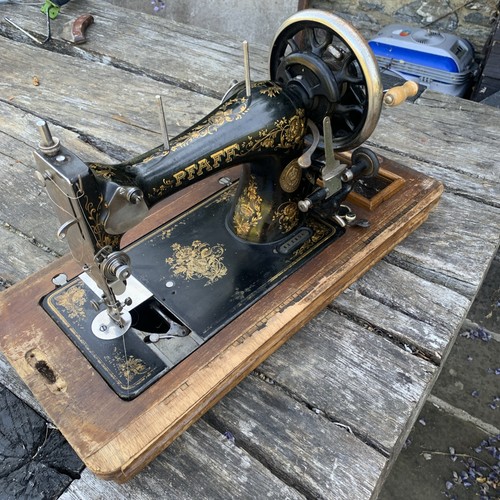 Pfaff vintage hand crank - pfaff,