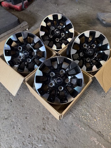 Brand new land rover - 16”,