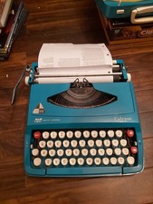 Smith Corona Calypso Turquoise