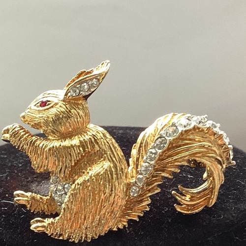 Vintage brooch squirrel - brooch,