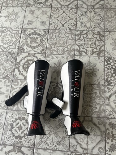 Valour strike shin - strike, for