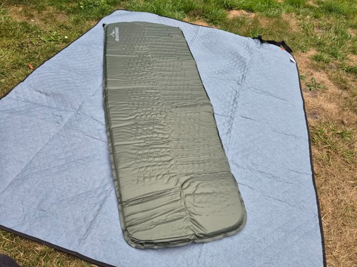 Self inflating camping mat - self-inflating,