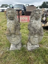 Pair of Antique Style Stone Lion Garden Statues – Heraldic Crest
