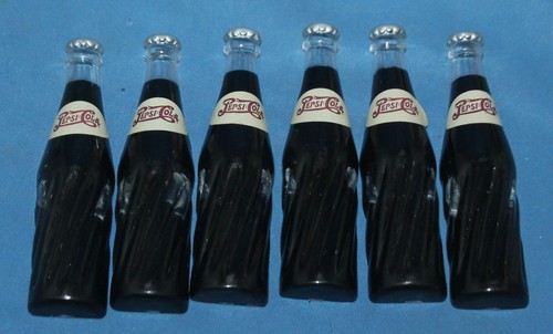 Vintage set pepsi bottles - of,