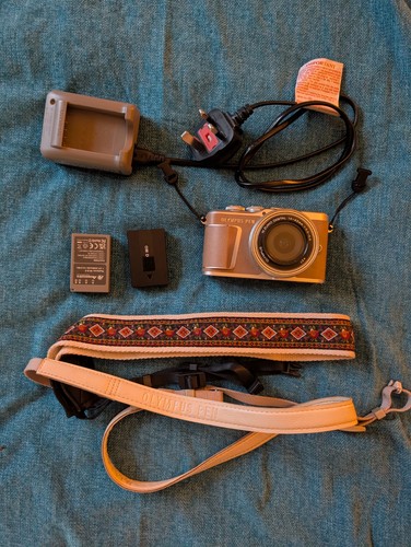 Olympus pen pl9 camera - olympus,