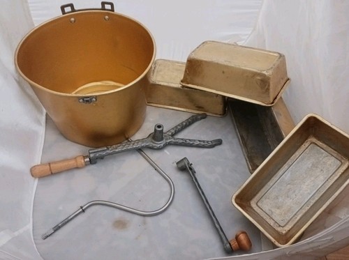 Vtg mirro aluminum dough mixer - aluminum,