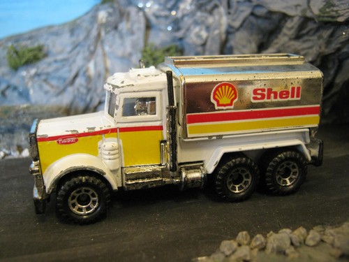 Matchbox mb56 peterbilt - matchbox, petrol