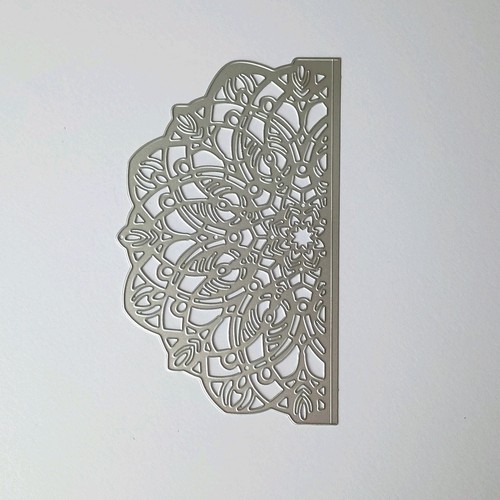 Lace doily die semi circle - die,