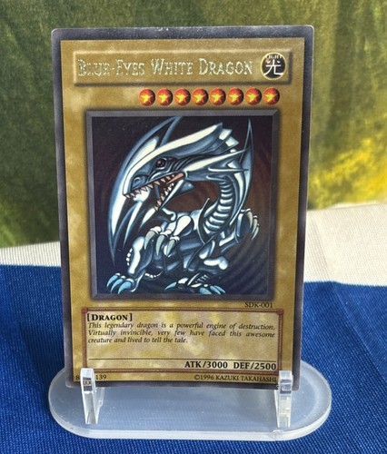 Yugioh blue eyes white - yugioh!,