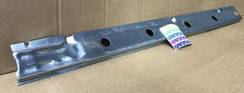 Right door sill foot board - sill,