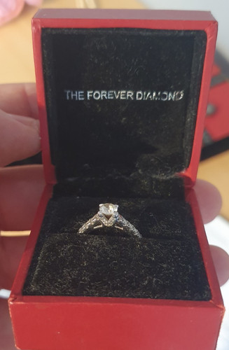 Pre owned forever diamond - pre,