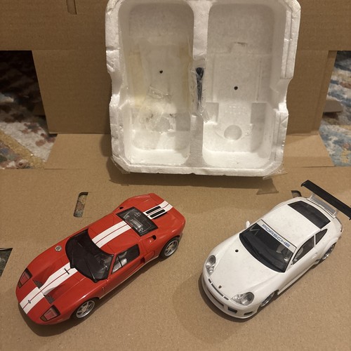 Scalextric c2857 porsche and - c2857,