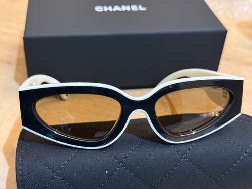 Chanel sunglasses black - black, &white
