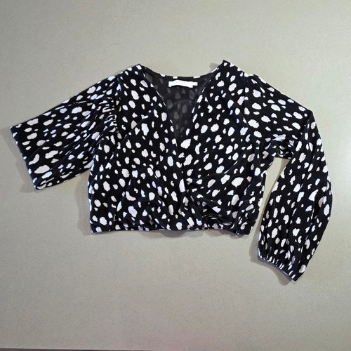 Astr the label black - the, white