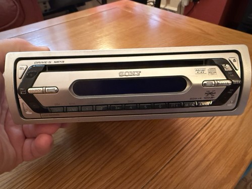 Sony cdx s2250s compact - -, disc