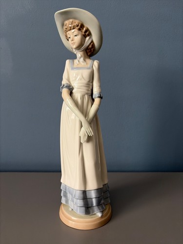 Nao lladro figurine - lladro, daisa