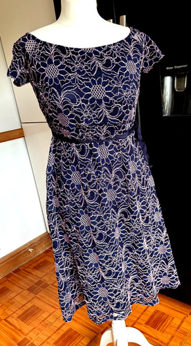 Vgc ladies motherhood belted - motherhood,