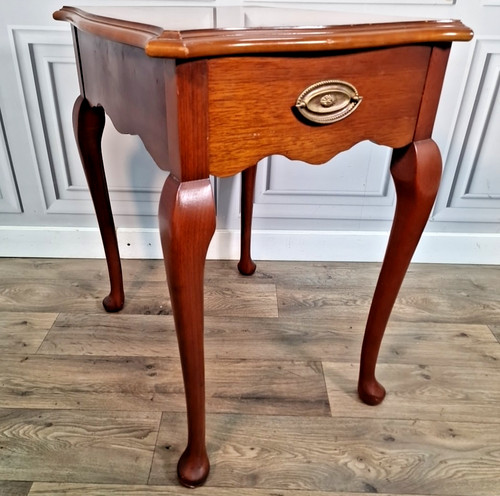 Vintage side end table - end,