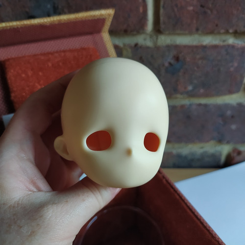 Discontinued doll family - family, h