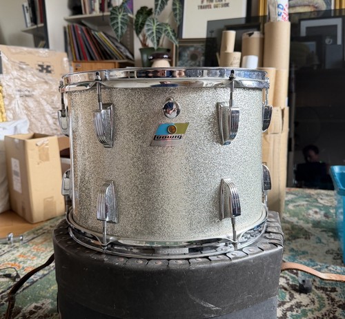 Vintage early 70s 14x10 - early, 14x10”