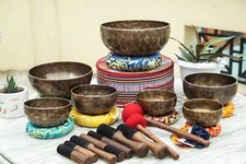 7-Chakra Singing Bowl Set –