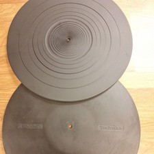 x2 original Technics Turntable