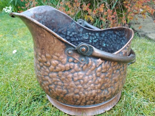 Large helmet coal scuttle