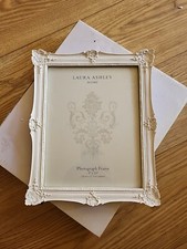 ●●●●LAURA ASHLEY