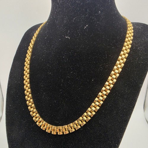 Solid 9ct gold panther - 9ct,